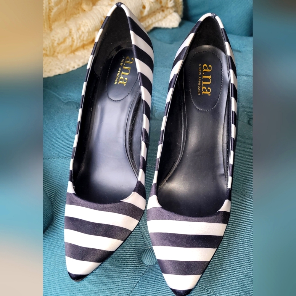 a.n.a striped heels